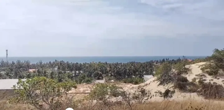 Bán 4000m2 Hàm Tiến, đường lớn oto , view biển đẹp. Gần sun group và sân bay. Giá 2,75tr/m2 lvcc 0982482666