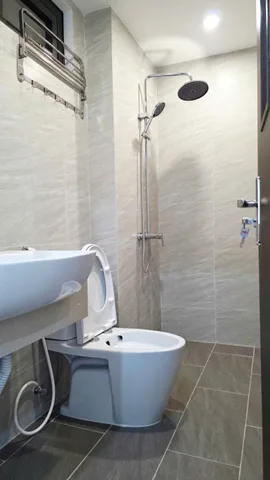 ĐỖ NHUẬN 42M2 7 TẦNG MT 4.8M - THANG MÁY - Ô TÔ ĐỖ CỬA - GẦN CV HÒA BÌNH - NHỈNH 14 TỶ
