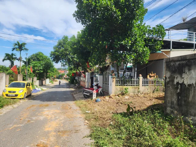 Lô đất mặt đường tỉnh lộ 445, sẵn sổ công chứng