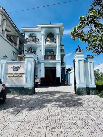 🍒🍒BÁN NHÀ 1 TRỆT 2 LẦU LỘ 30M KHU NAM LONG - PHÙ HỢP Ở, KINH DOANH, LÀM VĂN PHÒNG CÔNG TY - GIÁ CHỈ 13 TỶ!