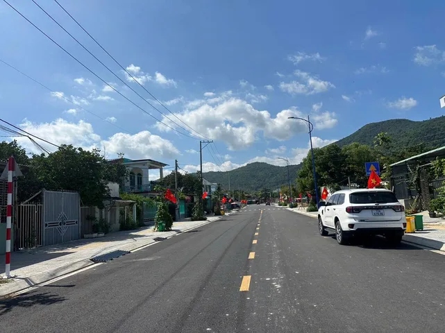 Bán Đất Ngay Chợ Tân Hưng (phường Long Hương, HCM)