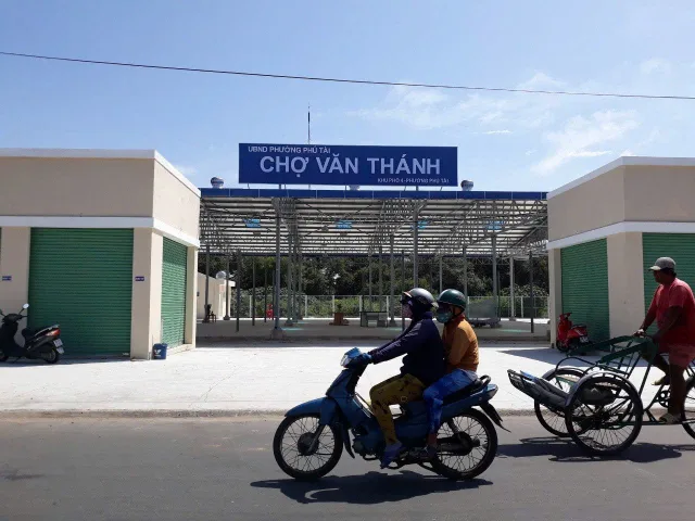 BÁN NHÀ MẶT TIỀN VÕ VĂN TẦN