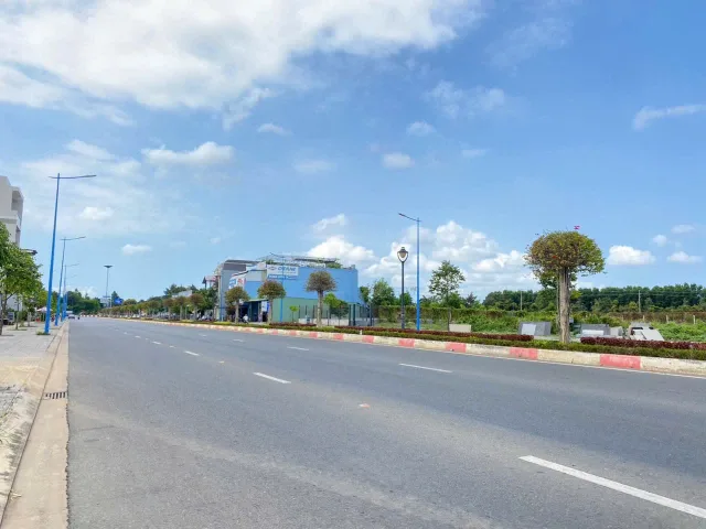 MẶT TIỀN ĐƯỜNG 3/2 ( NGUYỄN TẤT THÀNH NỐI DÀI ) TP BÀ RỊA