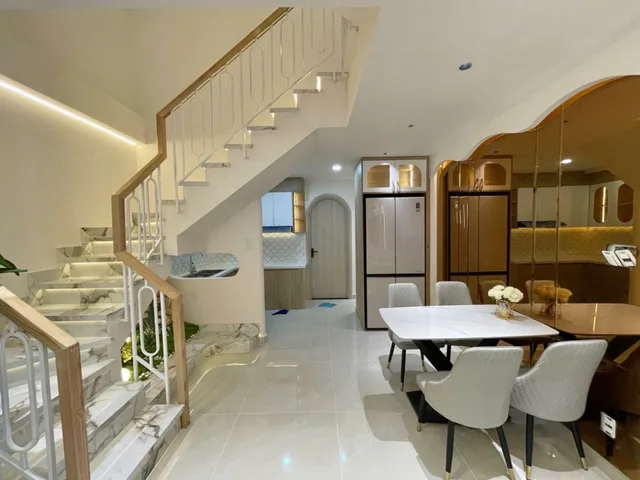 BÁN NHÀ 3 TẦNG ― 48M2 (4,25x11,2) ― GẦN CHỢ TRẦN VĂN QUANG ― HẺM XE HƠI THÔNG ÂU CƠ ― 8,6 TỶ