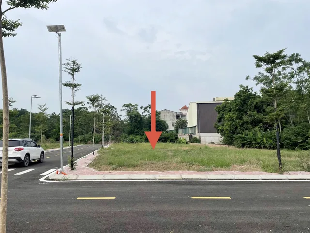 100m2 Lô Đất Siêu Vip , Vị Trí  Trung Tâm Thành Phố , Đối Diện Cổng Trường Đại Học Quốc Gia , Bám Trục Chính Kinh Doanh