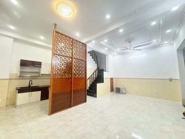Nhà 3tầng 8tỷ9 mặt tiền đường phường hiệp Bình Chánh - mặt tiền đường 35 . Sổ riêng