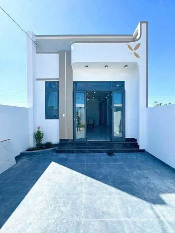 BÁN NHÀ CẤP 4 SIÊU ĐẸP GIÁ CHỈ NHỈNH 1 TỶ PHƯỜNG TÂN TRIỀU