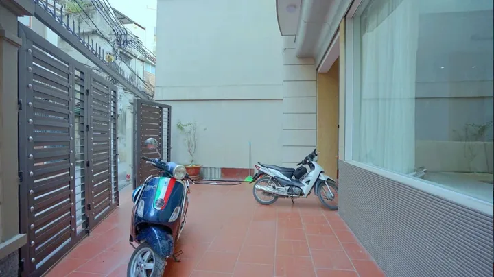 Cho Thuê Nhà Ngõ 38x Âu Cơ - Tây Hồ 130M² 5 Tầng 5 Ngủ, Full Đồ - Ô Tô Vào Nhà - Giá Thuê 33tr