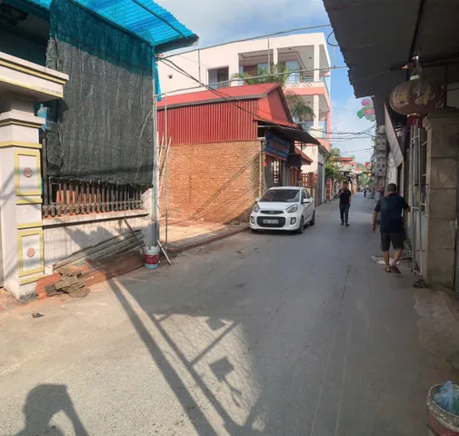 Bán đất trục chính Thụy Lôi xã Thư Lâm 86m2 mt5,8m đường 2 ô tô tránh sổ full thổ cư siêu đẹp