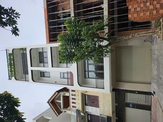 Nhà 1 Trệt 4 Lầu 1 tum sân thượng Có Thang Máy - Mặt Tiền Kinh doanh Đường Thông - Ngay ST Go Dĩ An.