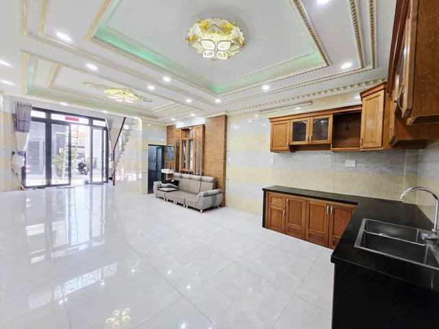 GIẢM THÊM CHỐT DEAL - GIÁ MỚI 6.79 TỶ

⚡️🍃 NGANG LỚN GẦN 5M - SIÊU PHẨM 5 TẦNG MỚI ĐẸP - NGAY GÒ XOÀI - LÊ VĂN QUỚI - SỔ ĐẸP VUÔNG VỨC HOÀN CÔNG - 52M2 - HẺM XE TẢI VI VU TỚI NHÀ - KHU XÂY DỰNG CAO TẦNG NHÀ LẦU BIỆT THỰ