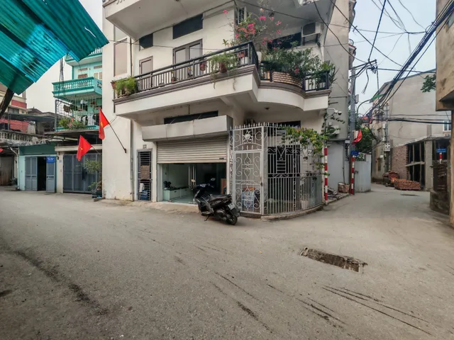 Đất Thuỵ Phương 70m, ngõ ô tô thông, xe 7 chỗ vào tận nơi, gần hồ và đại học lớn, giá 10 tỷ (có thương lượng)