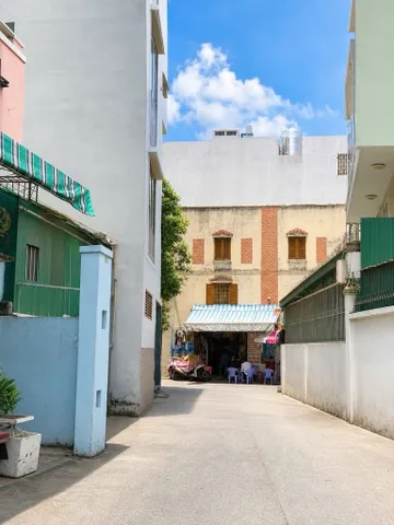 Bán nhà 63m²  3.7×17m² giá 15.5 tỷ  Phường Hòa Hưng