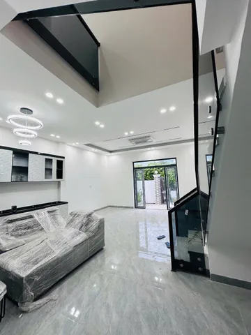 Bán 2 căn nhà 1 trệt 1 lầu đúc mặt đường Xóm Tháp 2,Diên Phú .Đường ô tô thông