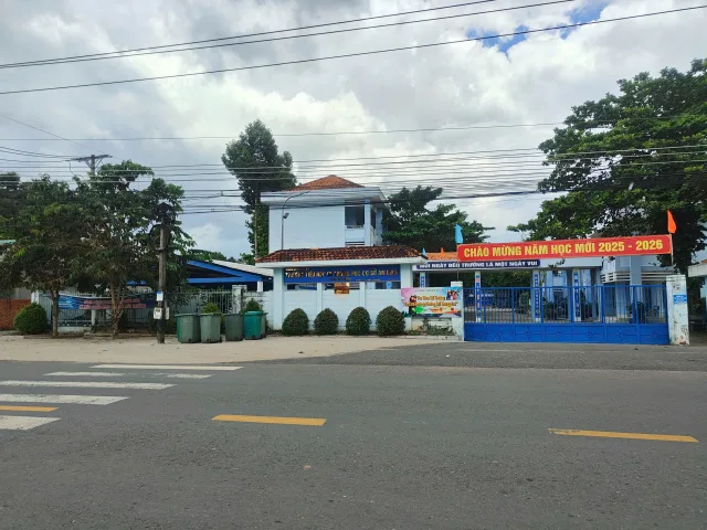 Đất sát TTHC An Linh Phú HỒ CHÍ Minh giá ngộp 890tr bao sổ DT 3426m2 mua công liền lh tôi đi xem trực làm việc chín chủ