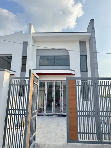 Nhà gác lửng 3 phòng ngủ, sân ô tô