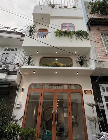 Nhà mới 3 tầng, ô tô đậu cửa, gần Celadon Tân Phú, 5.2 tỷ