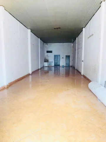 BÁN ĐẤT TẶNG NHÀ CẤP 4 MẶT TIỀN PHẠM HÙNG - GẦN LÔ GÓC TIỆN KINH DOANH