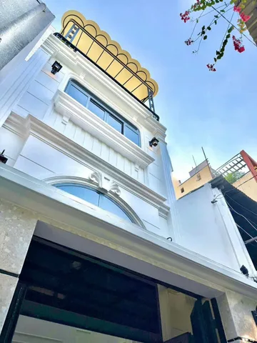 Chính chủ bán nhà gần MT Cách Mạng Tháng 8, P.15, Q.10 – 41m2 giá 3tỷ370r. Sổ chủ giữ.