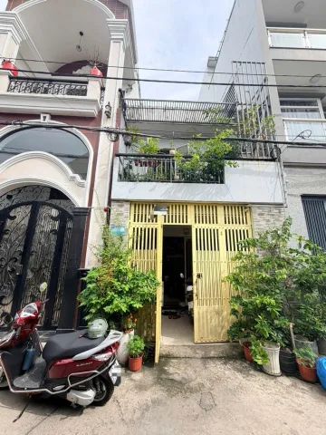 Bán nhà 60m² full thổ cư ngang 4m giá 4.75 tỷ tại Đường Đông Hưng Thuận 17 Phường Đông Hưng Thuận