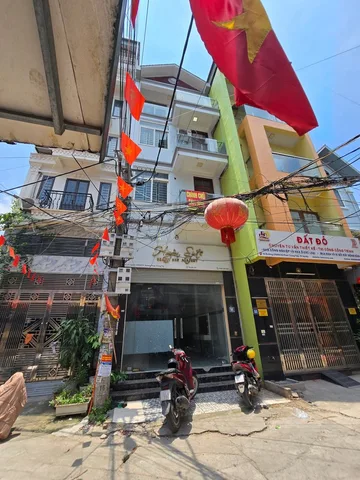 Phan Trọng Tuệ, Thanh Trì ô tô đỗ cửa, kinh doanh