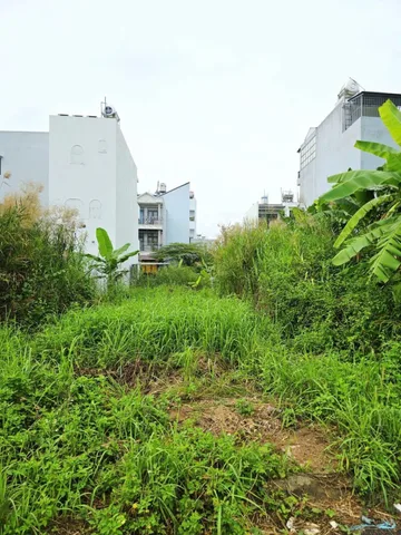🚗 BÁN LÔ ĐẤT NỀN - 107M2(5*21.4), FULL THỔ, CÔNG NHẬN ĐỦ - KHÔNG QH, LG - KHU XD CAO - HẺM XE HƠI - KDC SAMSUNG, GẦN KHU CNC - P PHÚ HỮU.(A)