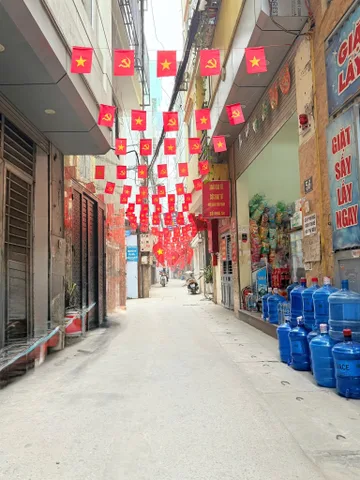 BÁN TÒA NHÀ CHDV ĐƯỜNG VŨ TÔNG PHAN. 85M2 - 7 TẦNG. THANG MÁY. 22 PHÒNG.