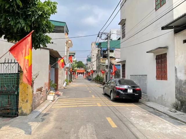 Đất Dương Xá đường thông ô tô tránh, tiện kinh doanh, xây nhà ở. Giáp Ql5 đường thông các ngả