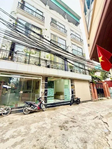 Nhà ở đang không dùng lên bán