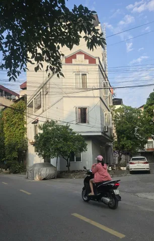 💥BÁN ĐẤT TẶNG NHÀ 3 TẦNG - LÔ GÓC DV XA LA – PHÂN LÔ VỈA HÈ – 2 Ô TÔ TRÁNH – 40M² - Giá 11,5tỷ💥
