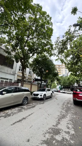 8 tỷ ngay Mỹ Đình 38 m 5 tầng 4 PN 10 đại học xung quanh.