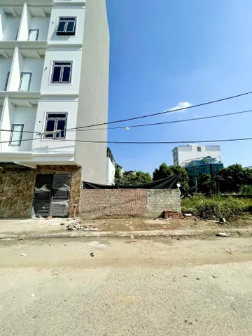 Bán đất Phường Chúc Sơn 7 tỷ 8