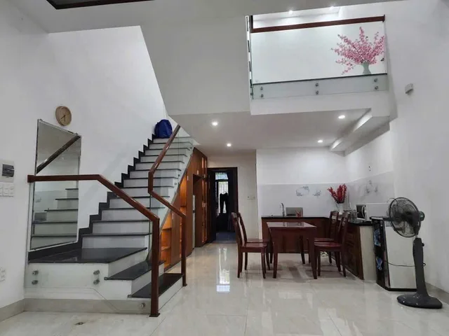 Cho thuê nhà 3 tầng mặt tiền Đoàn Khuê - Khu Nam Việt Á - Khuê Mỹ - Ngũ Hành Sơn