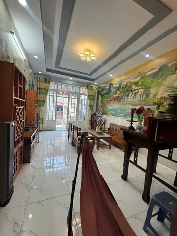 Nhà của dì bảy cần bán để mua vịt về quê dưỡng già