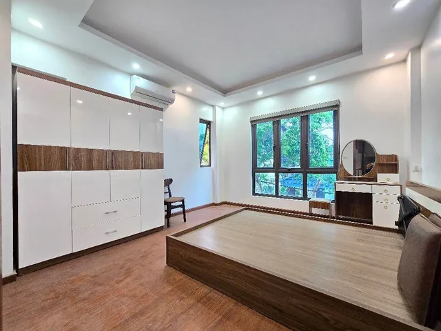 NHÀ ĐẸP LÔ GÓC – 5 TẦNG Ở NGAY – CHỈ 6.19 TỶ KIM CHUNG