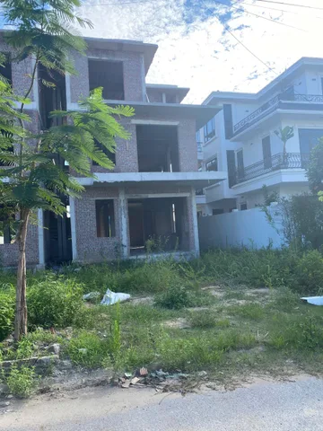 Bán nhà 188m² full thổ cư ngang 9m giá 11 tỷ tại Phường Hưng Đạo
