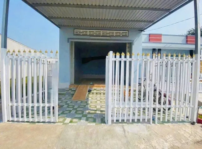 Kẹt tiền cần bán Nhanh Căn nhà ngay Gia Bình Trảng Bàng 890triêuh đứt giá không phát sinh