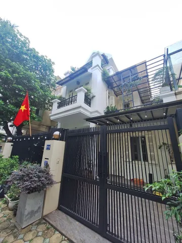 BÁN BIỆT THỰ KĐT CIPUTRA. TÂY HỒ. 180M2 - 4 TẦNG.