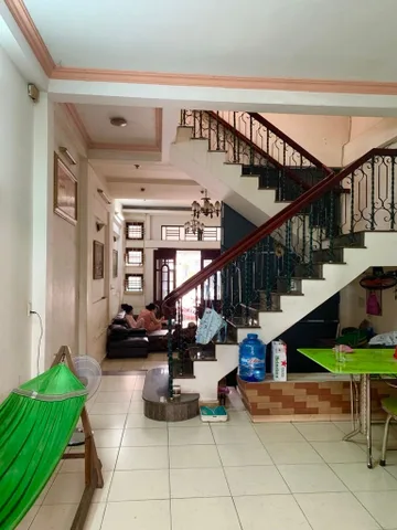 BÁN GẤP NHÀ ĐƯỜNG NHỰA 8M THÔNG - GẦN NGÃ TƯ BỐN XÃ - KINH DOANH DÒNG TIỀN ỔN ĐỊNH