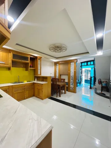 NHÀ ĐẸP SÁT MẶT TIỀN DƯƠNG QUẢNG HÀM