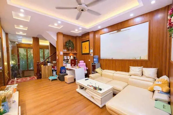 12.3 tỷ – Phân lô Phố Vọng 43m² x 5 tầng, vị trí cực phẩm, vỉa hè rộng, ô tô dừng đỗ ngày đêm