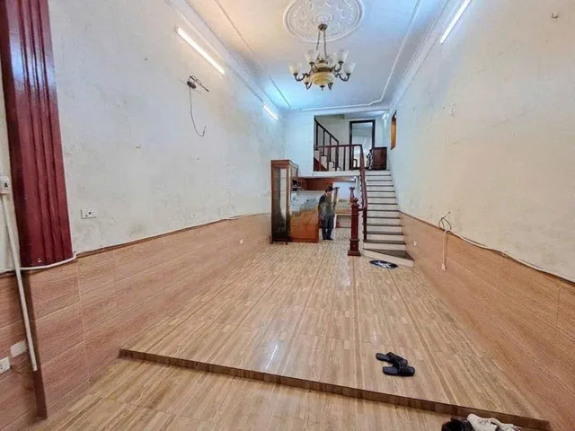 Cho Thuê Nhà Ngõ Gốc Đề - Hoàng Mai 40M² 4 Tầng 4 Ngủ, Full Nội Thất - Giá Thuê 13tr