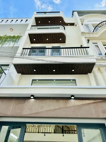 Sở hữu ngay căn nhà Thành Thái 80m2 giá 3tỷ550tr, P14, Q10, sổ riêng chính chủ, ngay cầu vượt 3/2.