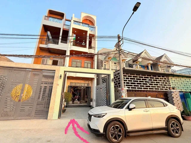 Bán nhà mới thiết kế hiện đại gần chợ Long Thượng dt 109m2, 2 lầu, 4pn,4wc hướng Tây giá chốt 3,75 tỷ