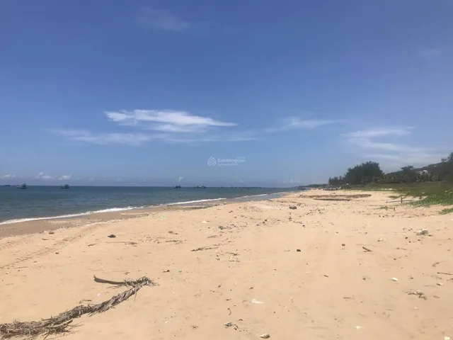 Bán lô đất bên đồi hướng biển ở Tiến Thành - 685m2 giá 5,2 tỷ. LH: 0974090487
