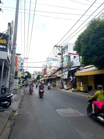 Bán nhà 168m² full thổ cư ngang 8m giá 19 tỷ tại Phường Bình Trị Đông