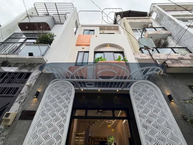 Kẹt vốn cần bán gấp nhà đường Nơ Trang Long, Phường 7, Bình Thạnh, 34,6m2, 3tỷ450tr
