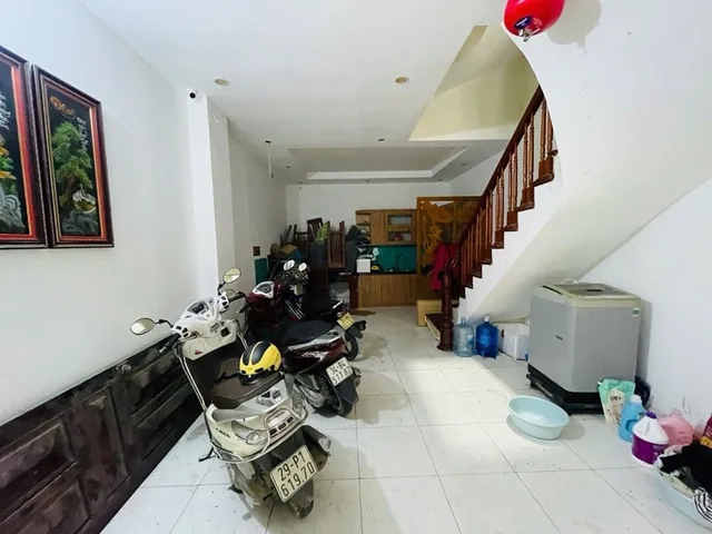 Bán Nhà Phố Chùa Bộc, 41m, Dành Cho Khách Mua Diện Tích Rộng, Khu Trung Tâm, Giá 13,2 Tỷ
