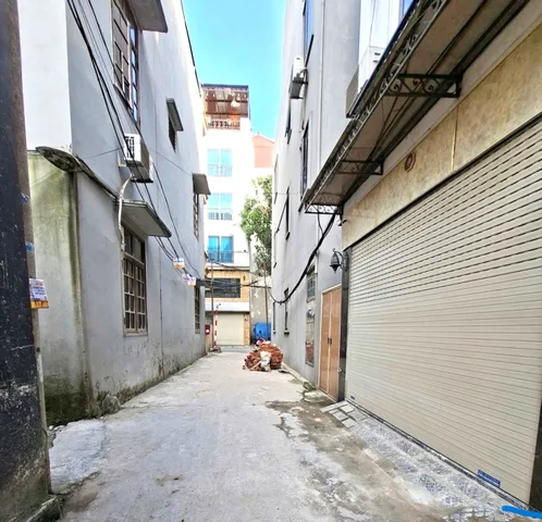 BÁN NHÀ GIÁ TỐT ĐỨC GIANG, VIỆT HƯNG 42M² 6TẦNG, NỞ HẬU, GARA Ô TÔ, THANG MÁY