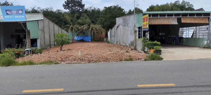Bán đất Bàu Bàng diện tích 225m2, mặt tiền đường nhựa. Diện nước đầy đủ.